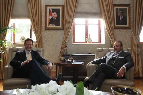 İngiltere Başbakan Yardımcısı Clegg: Türkiye'nin kararını saygıyla karşılıyoruz