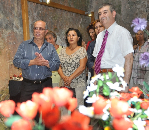 İpek dokumasının artması için kursiyerlere 15 tezgah dağıtıldı