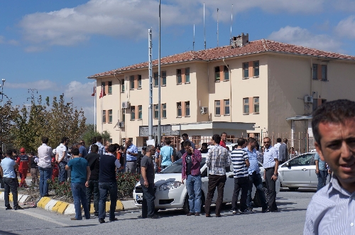 İstanbul Emniyet Müdürü Çapkın patlama yerinde incelemelerde bulundu