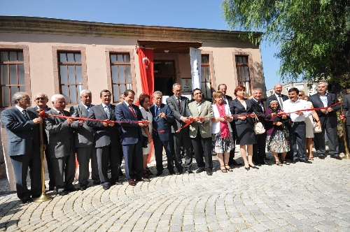 İzmir Basın Müzesi açıldı