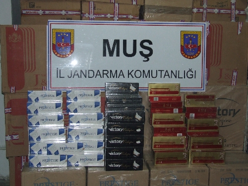 Jandarma 29.700 paket kaçak sigara ele geçirildi