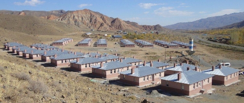 Kağızman'da afet konutları hak sahiplerine teslim ediliyor