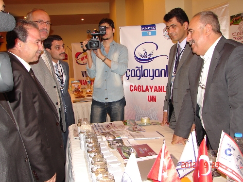 KAHİAD üyesi işadamları gıda fuarına katıldı