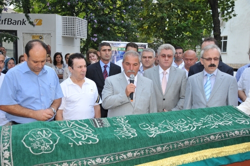 Kalp krizi sonucu ölen belediye personeli için tören düzenlendi