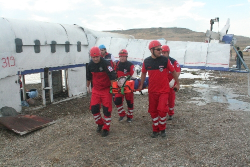 Kapadokya Havalimanı'nda uçak yangını tatbikatı yapıldı