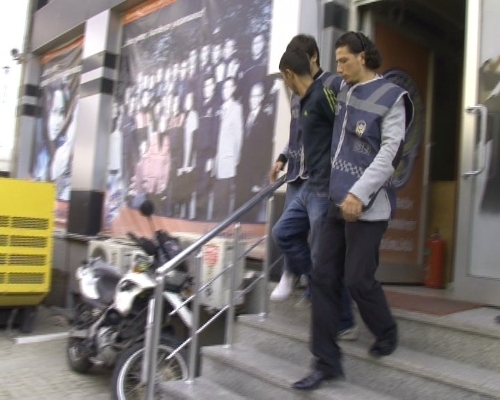 Kapkaç dehşeti kamerada