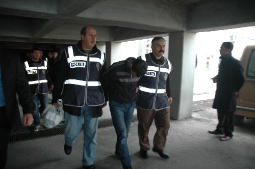 Karadayı'nın avukatının bürosuna giren zanlılar adliyeye sevk edildi