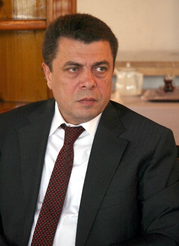 Kavlak: Hükümetin getirdiği fona karşı çıkarsanız işçi sizi tepeler