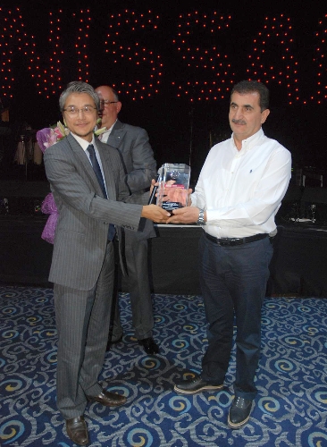 Kavuklar Otomotiv Türkiye'nin en iyi bayisi seçildi