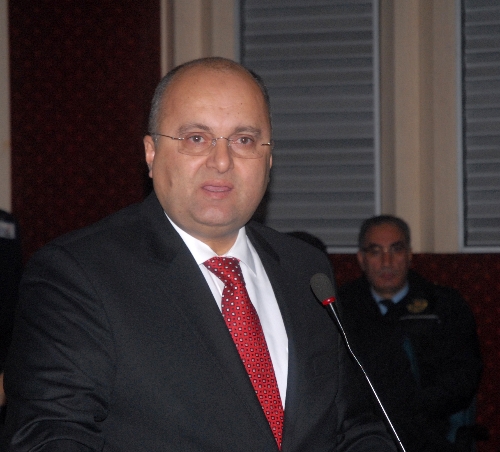Kayseri Emniyet Müdürü Aydın: Çocuk suçluların azalmasında aileye görev düşüyor
