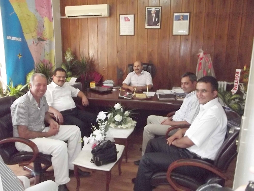 Kenan Evren İlköğretim Okulu'nun isminin değiştirilmesi istendi