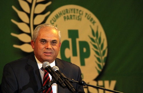 Kıbrıs'ta Ercan Havalimanı tartışması