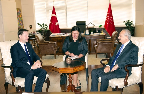 Kılıçdaroğlu, İngiltere Başbakan Yardımcısı Cleeg ile Oslo'yu görüştü