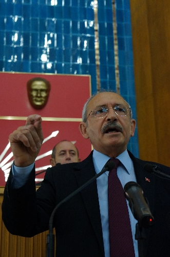 Kılıçdaroğlu: Türkiye'yi güçlü kılan tezkere değil demokrasisidir