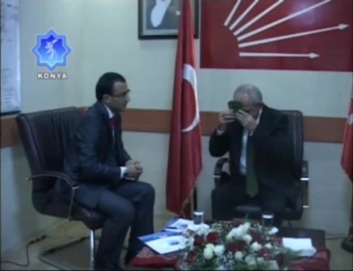 Kılıçdaroğlu'na doğum gününde Kur'an ve başörtüsü hediye edildi