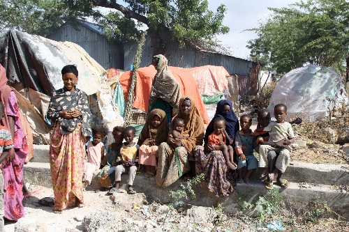 Kimse Yok Mu Dadaab'ta tehlikeli şartlarda sağlık hizmetini sürdürüyor