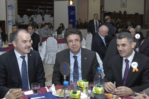Kimse Yok Mu Derneği'nden yardımseverlere plaket ve teşekkür belgesi