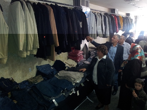 Kimse Yok Mu kermes ile fakirlere bayram yaptıracak