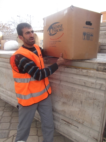 Kimse Yok Mu'dan Suriyeli mültecilere kış yardımı