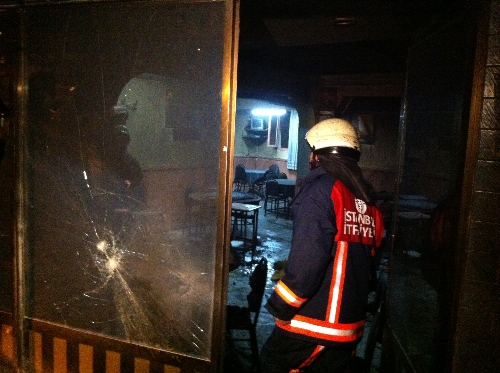 Kıraathaneye atılan molotof bombası mahalleliyi korkuttu