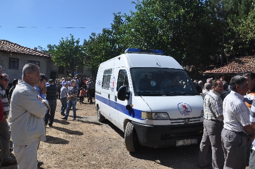 KKKA hastasının virüslü iğnesinden ölen doktor toprağa verildi