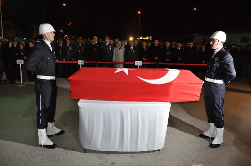 Koruma polisi Şenel için Eskişehir Emniyeti'nde tören düzenlendi