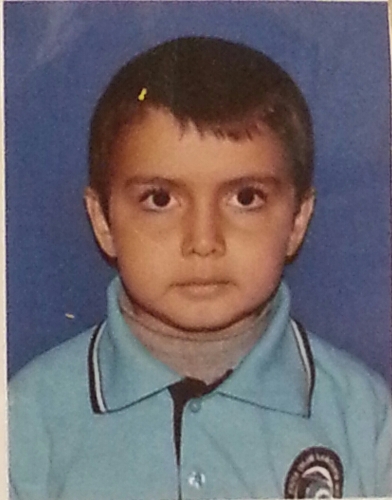 Küçük Kadir gözyaşlarıyla uğurlandı