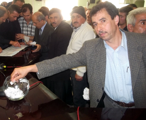 Kurban pazarındaki yerler kura ile belirlendi