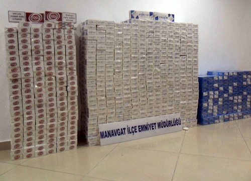 Manavgat'ta 7 bin 28 paket gümrük kaçağı sigara ele geçirildi