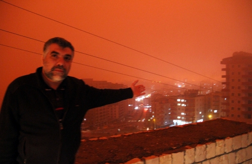 Mardin'de gündüz, gece oldu