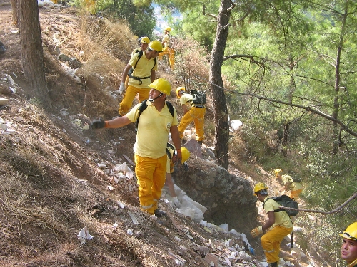 Marmaris'te ormanlar temizleniyor