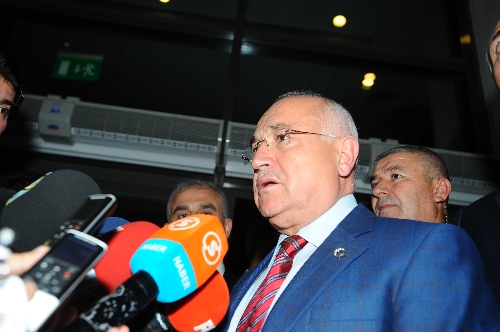 Meclis Başkanı'ndan açlık grevi yorumu: Tadında bırakmak lazım
