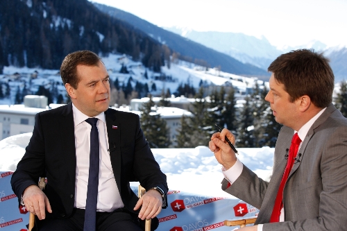 Medvedev: 2018'de Putin'e rakip olmam