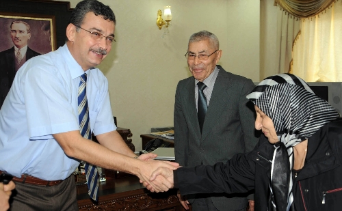 Memleketi Şanlıurfa'da 40 yıllık birikimi ile okul yaptırıyor