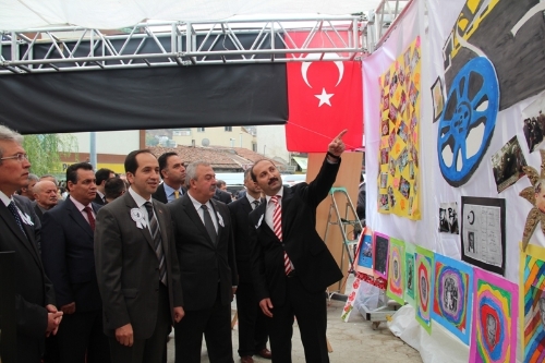Menderes İlköğretim Okulu'ndan