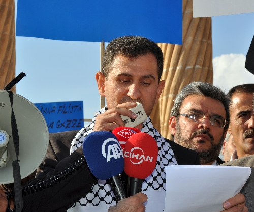 Midyatlılar İsrail'i lanetledi