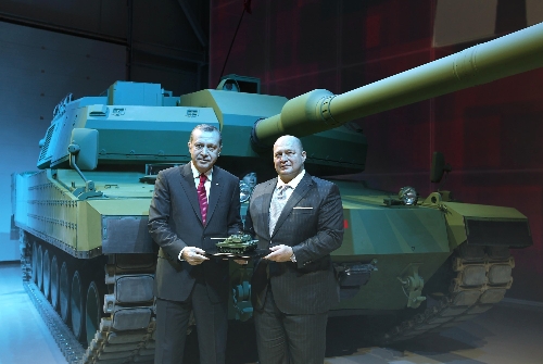 Milli Tank Altay'ın prototipi Başbakan Erdoğan'ın katılımıyla tanıtıldı