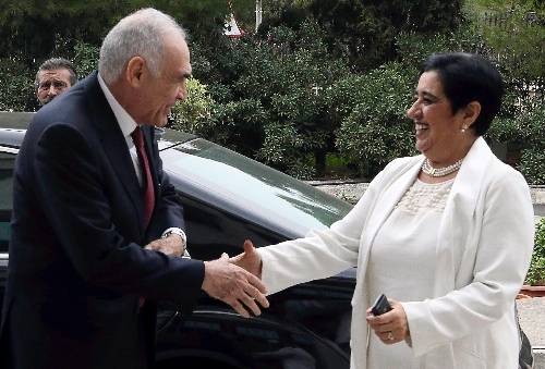 Mısır Dışişleri Bakanı Amr ile Rum Bakan Markulli enerji konularını görüştü