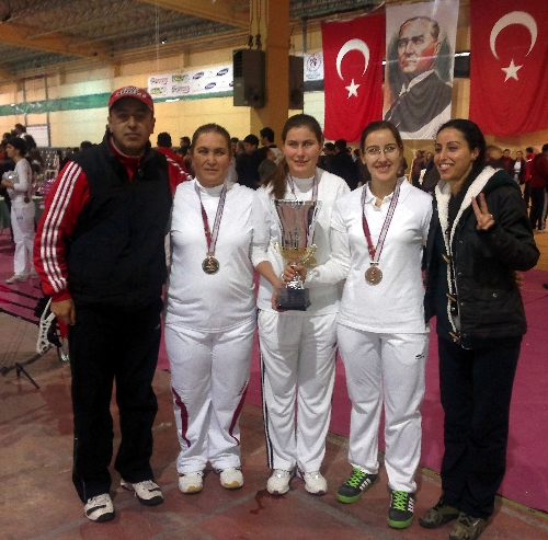 Muğlalı bayan okçular Türkiye şampiyonu oldu