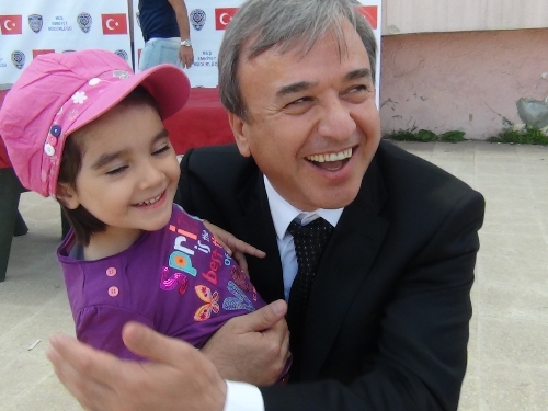 Muş Emniyeti'nden polis eşine vefa