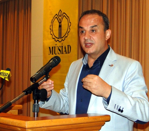 MÜSİAD üyeleri şehir dönüşümü konferansında buluştu