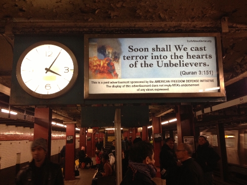 New York metrosunda İslam'ı terörle özdeşleştirme girişimi