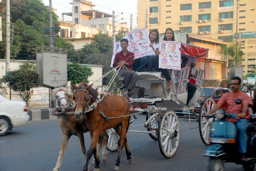 Obama'ya at arabalı destek