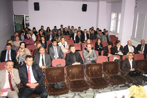 Öğretmenleri bilgilendirmek amacıyla 'Projelendirme' semineri verildi