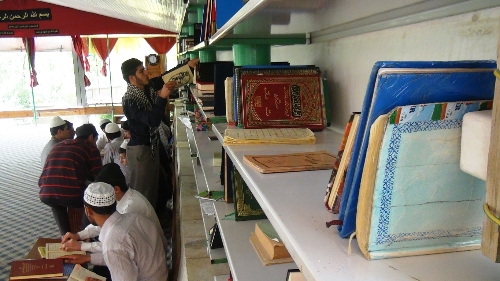Ohin Medresesi'ndeki 15 bin el yazması kitap, bilim adamlarını bekliyor