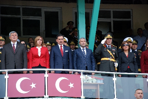 Orhan Hakalmaz, Cumhuriyet Bayramı'nda konser verdi