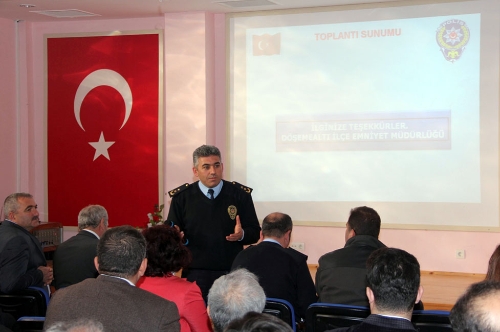 Orta öğretim idarecilerine 'Güvenli Okullar' konferansı