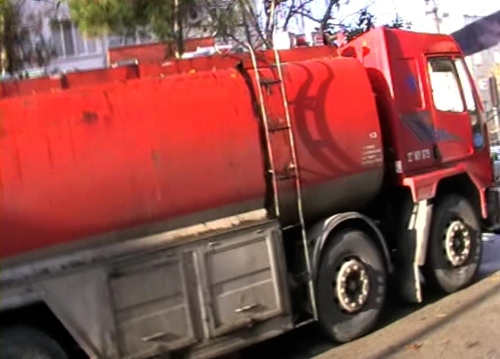 Osmaniye'de kaçak madeni yağ ve motorin ele geçirildi