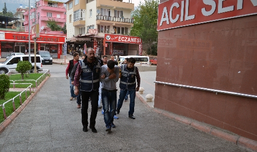Oto hırsızlık çetesi çökertildi
