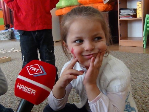 'Oyuncak çocuk için eğlence aracı olmanın ötesinde anlam taşır'